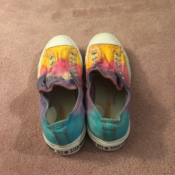 Converse - Picture 3 of 3